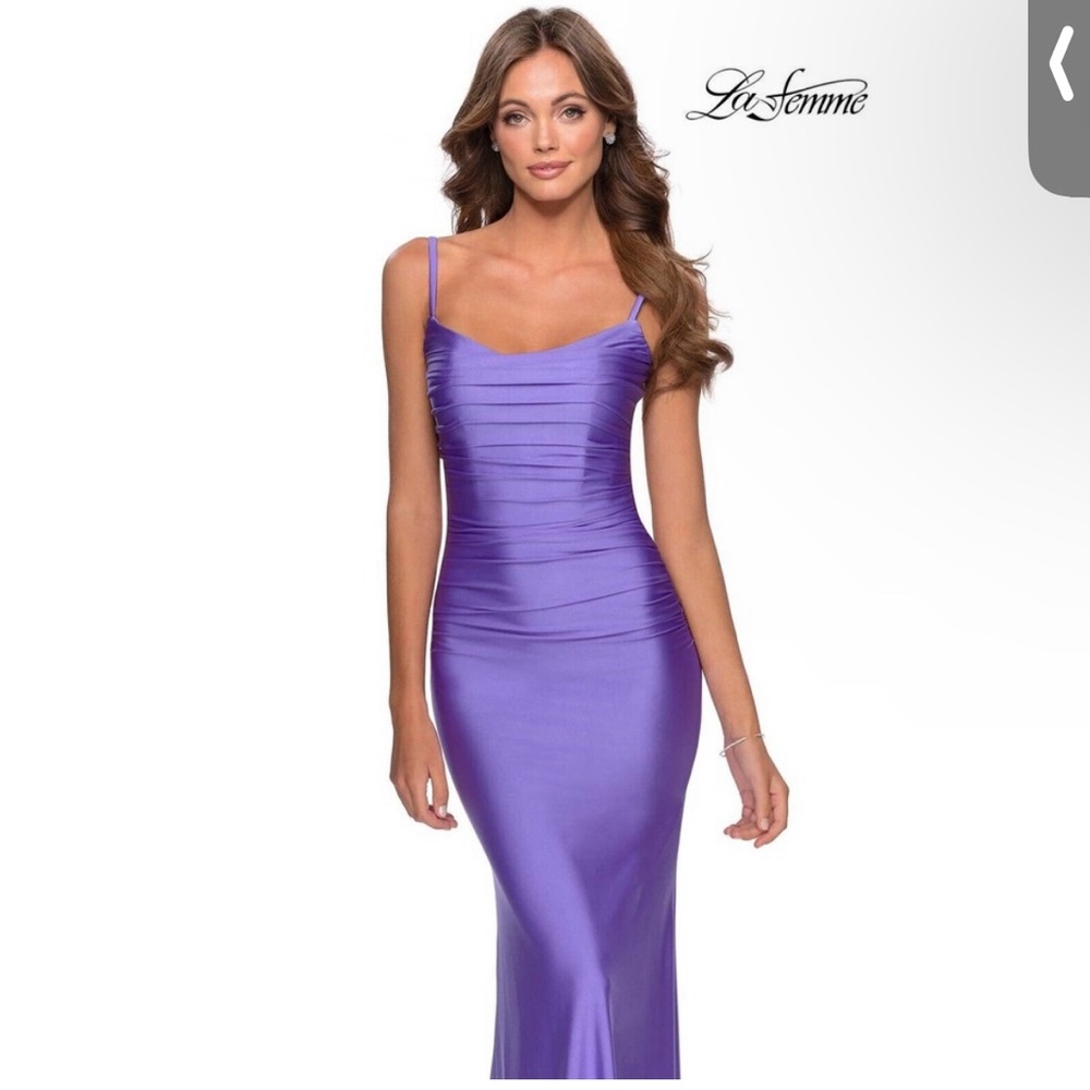 NWT La Femme Strappy Back Ruched Trumpet Periwinkle Gown Women's Purple Size 2